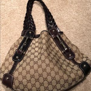 Authentic GUCCI Pelham bag